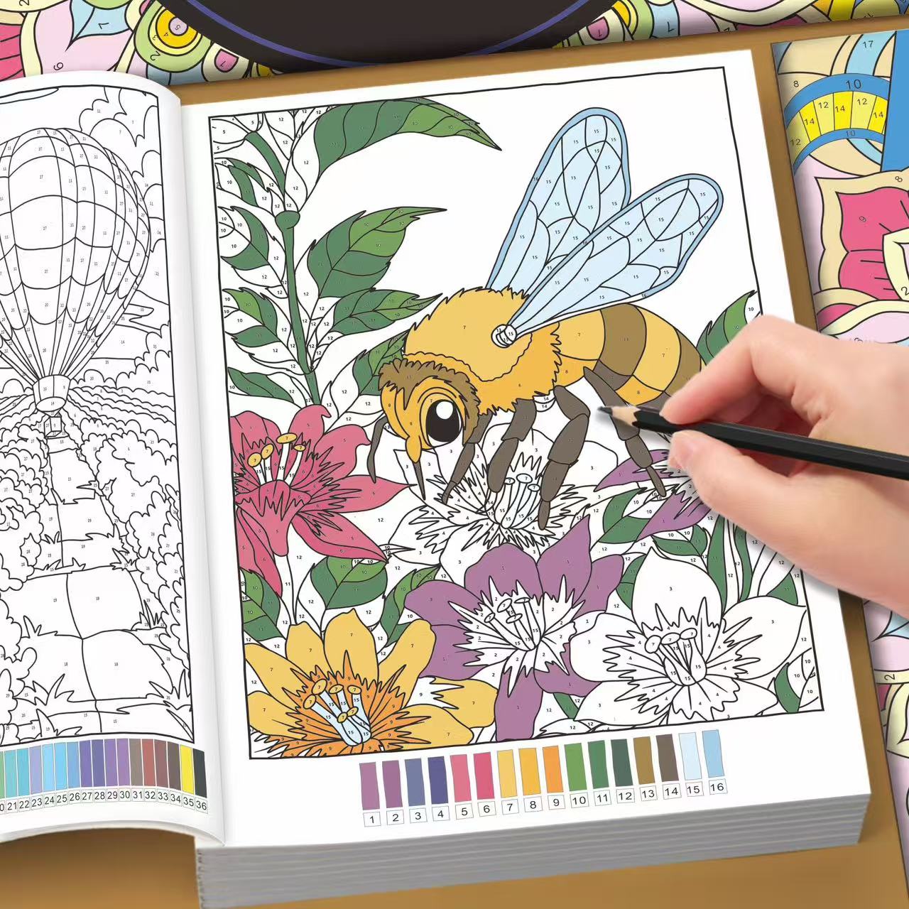 Книга-раскраска для взрослых н – обзор и цена Adult Coloring Book Stress Relief